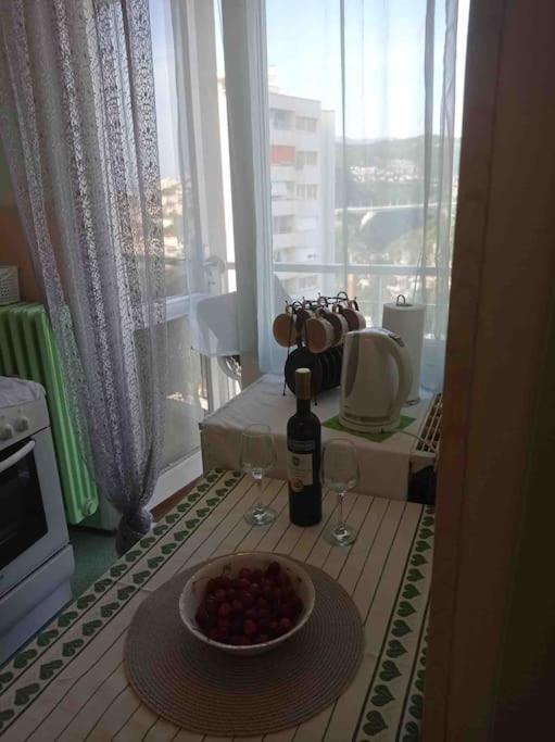 Bright And Charming Studio Apartment 리예카 외부 사진