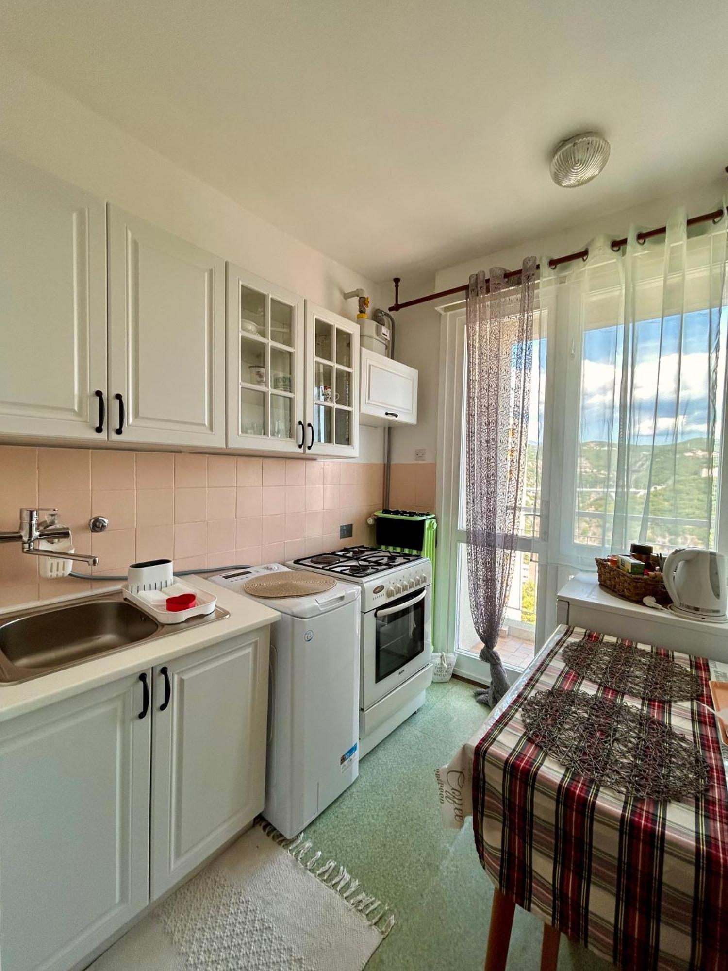 Bright And Charming Studio Apartment 리예카 외부 사진